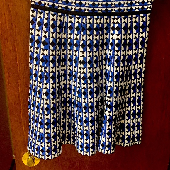 BCBG Printed A-line dress - Picture 7 of 8